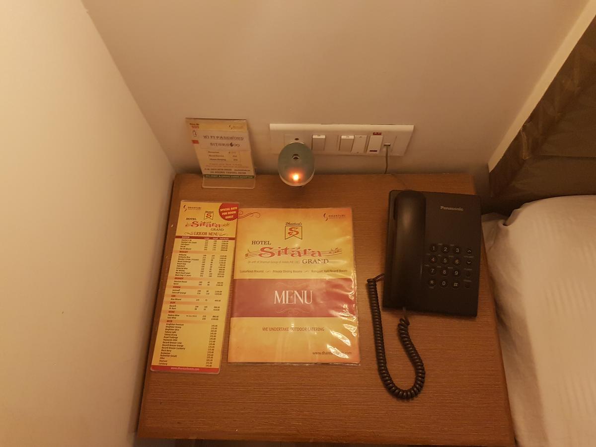 Hotel Sitara Grand Miyapur Hyderabad Exteriör bild